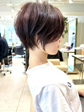 アンド ストーリーズ(&STORIES) 小顔/ひし形/クビレ/丸み/20代/30代/40代/ショート/ボブ