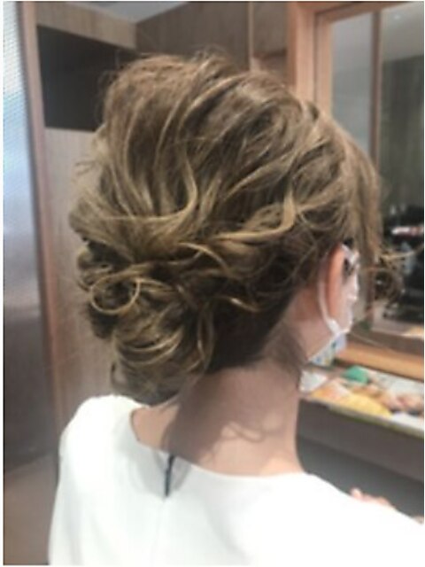 お呼ばれヘア/結婚式/結婚式ヘア/ヘアアレンジ/ハーフアップ