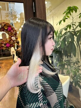 アン(Hair make un) ホワイトインナー