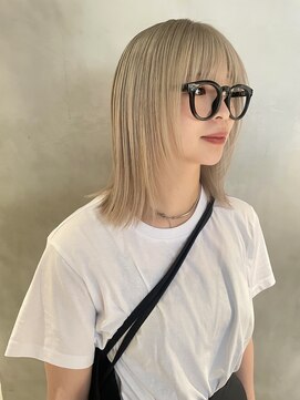 アオイ(aoi.) ブロンドベージュ