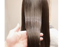 エイル(EIIR)の雰囲気（髪質改善でまるで生まれつきストレートのような自然な質感に。）