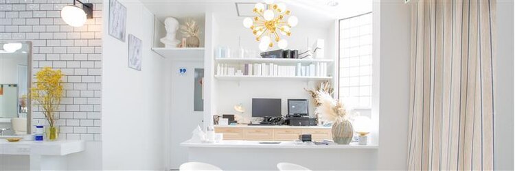 ロマーリ(LOMARLIE)のサロンヘッダー