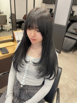 ブランシェ 名鉄小幡駅前店 ブルーブラック×レイヤーカット