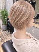 エノア 表参道(ENORE)&nbsp;ホワイトミルクティベージュ/ハイトーンカラー/ショート