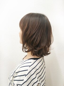 ルディー バイ ヘアーポケット(rudii by HAIR POCKET) 外ハネ☆★ベージュ