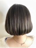 【エアタッチハイライト×ミニボブ】グレーアッシュ 黒岩
