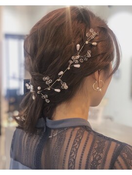 アネモネ(ANEMONE) Party Style × 編み込みヘア