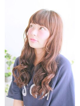 プティルカ ディーシー本店(PutiLuca D.C.) ミックスカールのカジュアルスタイル