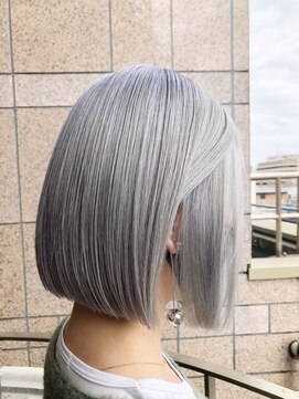 ルーツ 浦安店(Roots) ホワイトシルバー