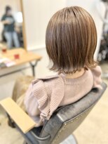 ノチ(Noci)&nbsp;【志治幸佳】切りっぱなしボブ/外ハネボブ/透明感カラー