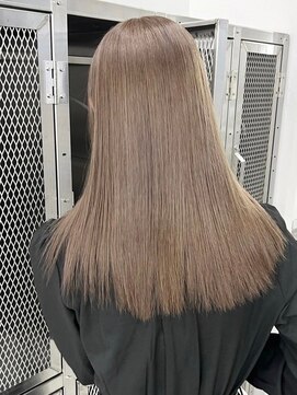 ウィコ 新宿(WICO) グレージュ[新宿駅/アースカラー/ツートーンカラー]