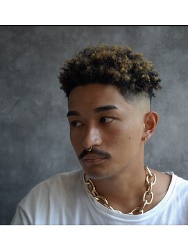 ツークツワンク バーバー 新宿(ZUG2WANG BARBER) 針金パーマ/ スプリングドレッド