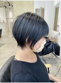 黒髪シースルーショートボブ