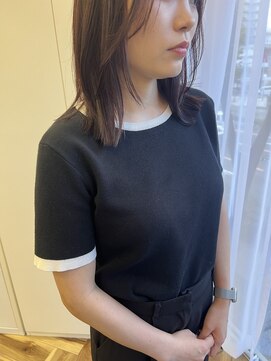 リジー(Litzy) 韓国風ミディアムレイヤー×チェリーブラウン