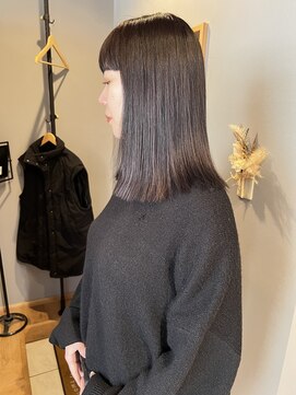 ミニ(mini) 切りっぱなし ミディアム×グレージュカラー