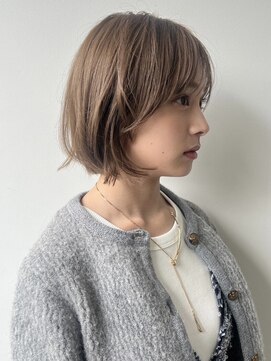 キャラハーフ 池袋東口店(KYARA HALF) 艶カラー/前下がり/くせ毛風/切りっぱなしボブ/南池袋a