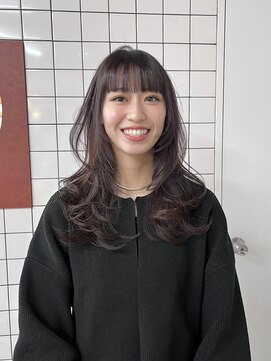 カルテ(QUARTE) ボルドーカラー×レイヤーカット