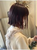 ツヤ感◎切りっぱなしボブ×ワインレッド