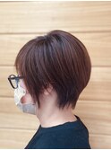 ショートボブ