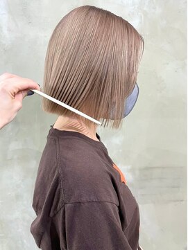 ゲーム 下北沢(GAME) ボブ白髪染め白髪ぼかしブリーチなしダブルカラー下北沢