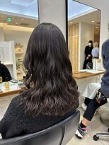 アメリ バイ アピッシュ(Amelie by apish) コテ巻き風パーマ少ししっかり目　新デジタルパーマ