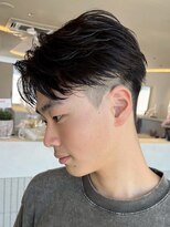 ベル サウス(BHEL south)&nbsp;三重久居ニュアンスパーマフェザーパーマ緩めセンターパートヘア