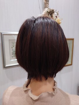 イチゴ アクロスプラザ昭島店(ICH GO) 丸みボブ