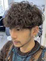 フィフス(fifth)&nbsp;原宿波巻きパーマメンズカットラウンドマッシュカット刈り上げ