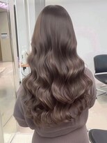 ネハス ナガオカ(nehus.nagaoka)&nbsp;ブリーチイメチェン/ホワイトブロンド/外ハネボブ/美髪