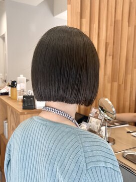 ネオリーブウリ 二子玉川店(Neolive uri) ミディアムヘア暗めカラーデザインカラーフェイスフレーミング