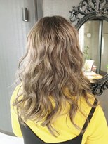 ヘアーデザイン アダット(HAIR DESIGN Adatto.) スモーキーベージュ