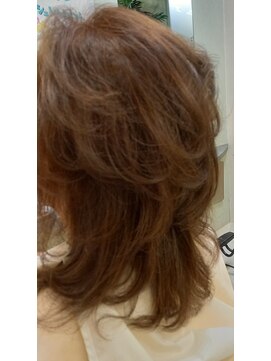 ビューティーサロン フジ ふんわりレイヤー