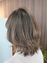 カミエ(kamie)&nbsp;【kamie北浜】オリーブ/ハイライト/ミディアム