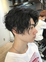 無造作ツイストスパイラルパーマツーブロック波巻きスパイラル
