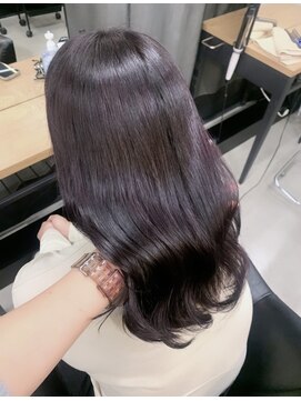 アリュウル 表参道 青山(Allure) ディープラベンダー レイヤーカット 透明感カラー