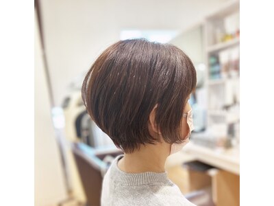 ロング～ショートヘアを基礎がしっかりしたカット技術でサポート