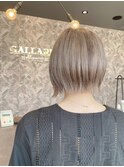ハイトーン切りっぱなしボブ