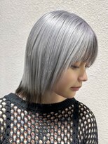 リンドヘアー(Lindo hair)&nbsp;ホワイトシルバーのエンドカラー