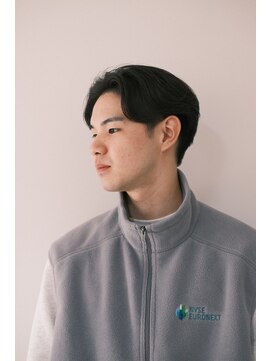 フェイヴィーズ(FavyS) センターパート ニュアンスパーマ メンズパーマ 大阪