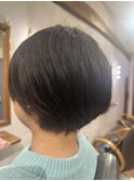 ショートボブカット