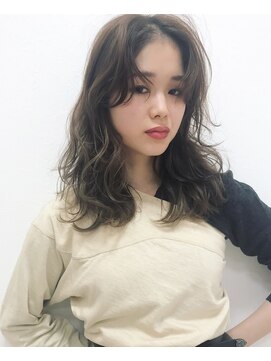 ノイ(noi) #noi_style レイヤーカット×くすみオリーブグレージュ