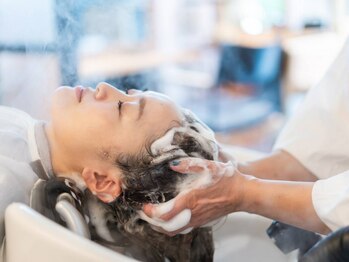 ヘアーアトリエ ジジ(hair atelier Gg)の写真/【JR高槻駅徒歩3分】つい眠ってしまうヘッドスパで癒しをご体感ください◎自分へのご褒美でスッキリ♪
