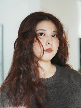 ニュイ(NUIT) 暖色オレンジブラウンカラーカーリーパーマヘア