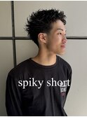 暑い季節におすすめ◎刈り上げショートで爽やかに!