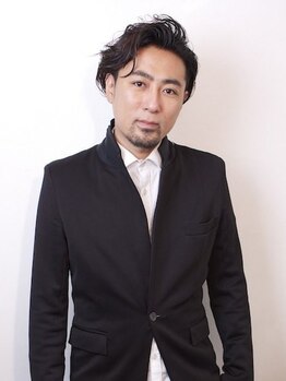 ヘアーラウンジ ランウェイズ(Hair Lounge Run Way's)の写真/【お悩みを解消してくれる敏腕スタイリスト】今までのスタイルから、また違う一面を引き出す♪