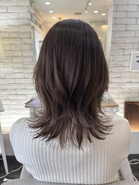 外ハネミディアム