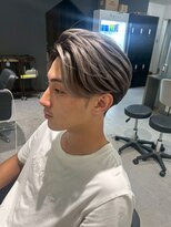 メンズサロン キング 高槻店(Men’s salon K!ng)&nbsp;フェザーショートアップバングセンターパートメンズハイライト