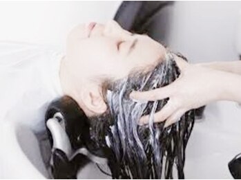 クール ヘアー ギャラリー 神明町店(COOL Hair gallery)の写真/自分へのご褒美に♪疲労改善ヘッドスパで頭皮の血流改善＆極上のリフレッシュ体験！