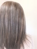 シャラ美容室&nbsp;コントラストハイライト