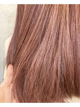 アティック ヘアーデザインアンドリラクゼーション(attic hair design&relaxation) ピンクベージュ